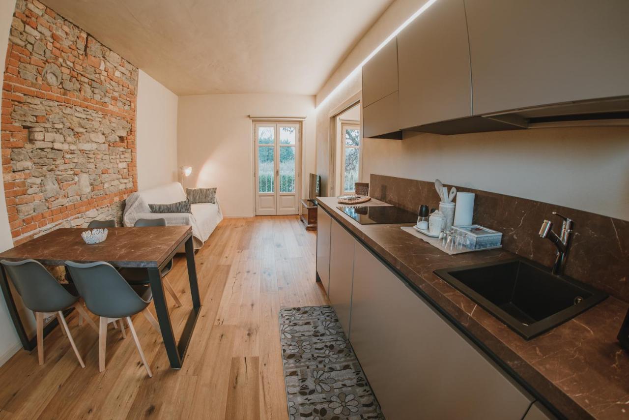 La Cascina Di Carlotta 1846 Agriturismo Alba Kültér fotó