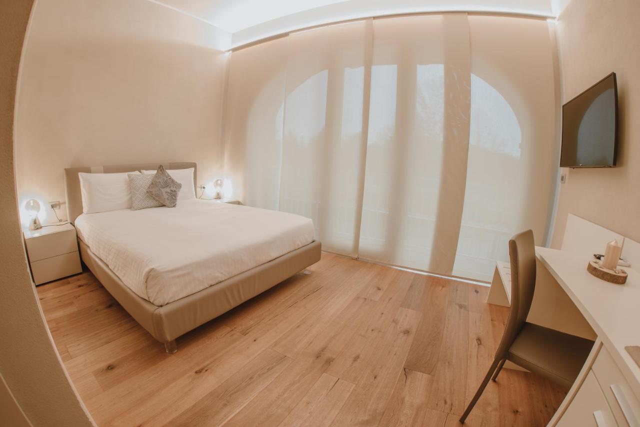 La Cascina Di Carlotta 1846 Agriturismo Alba Kültér fotó
